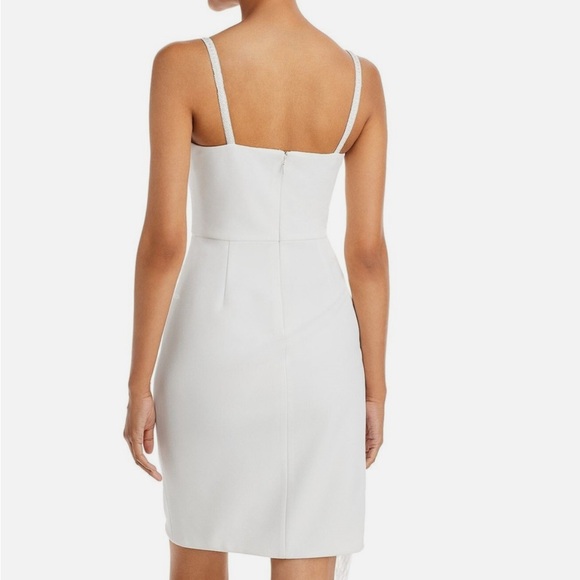 Elegant Aqua Women's Feather Trim Dress White Size 4 - Picture 3 of 3